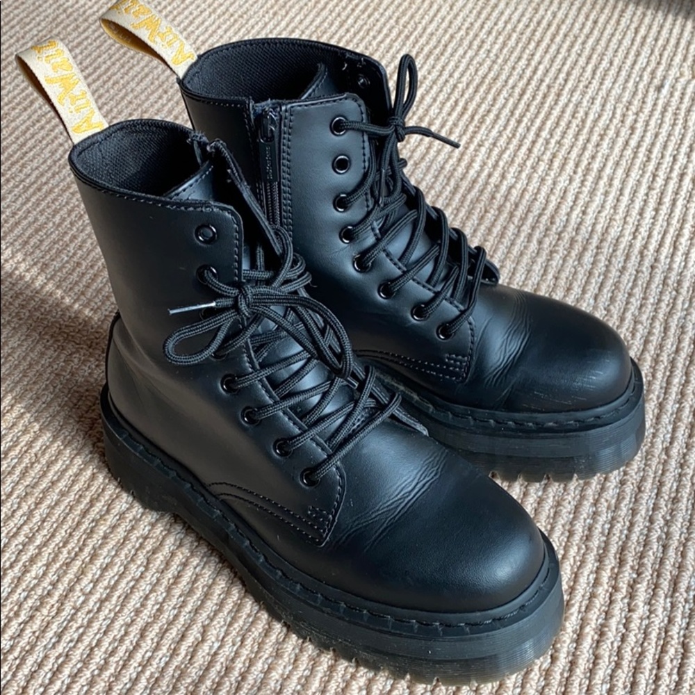 Dr. Martens Jadon II Mono Platform Boots